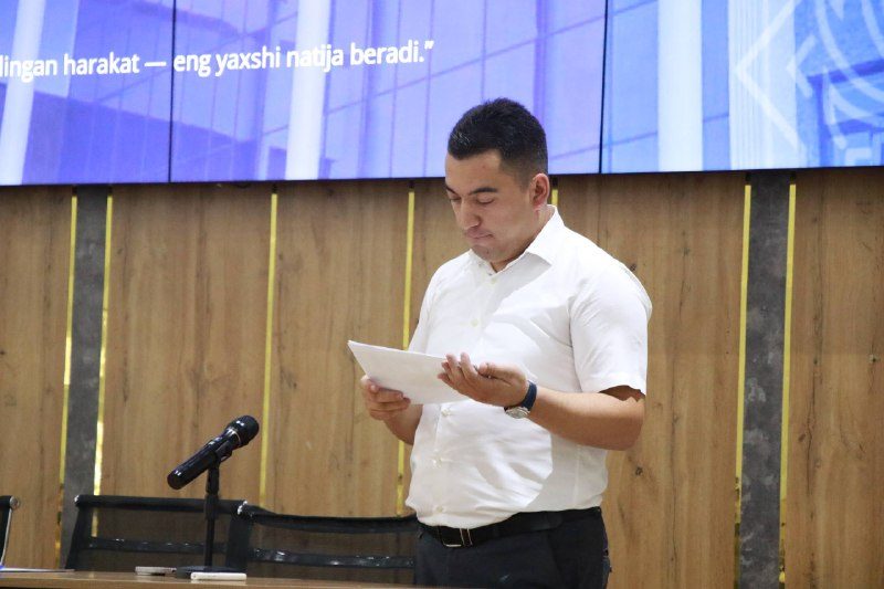 Yangi o‘quvchilar va ota-onalar bilan tanishuv uchrashuvi