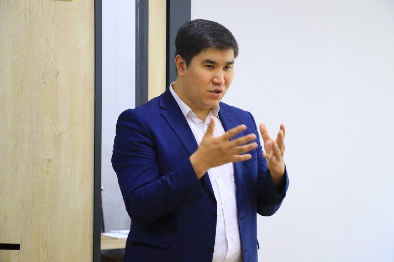Cyber University taqdimoti