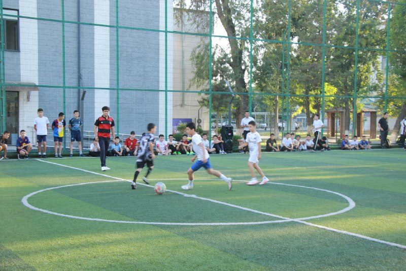 “Direktor kubogi” futbol musobaqasi