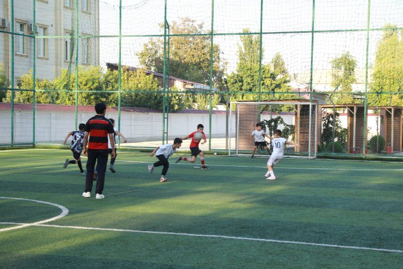 “Direktor kubogi” futbol musobaqasi