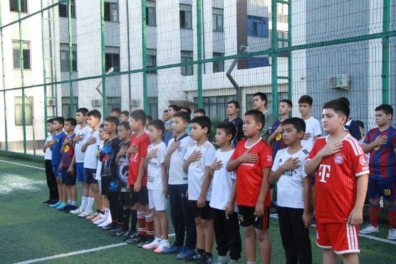 “Direktor kubogi” futbol musobaqasi