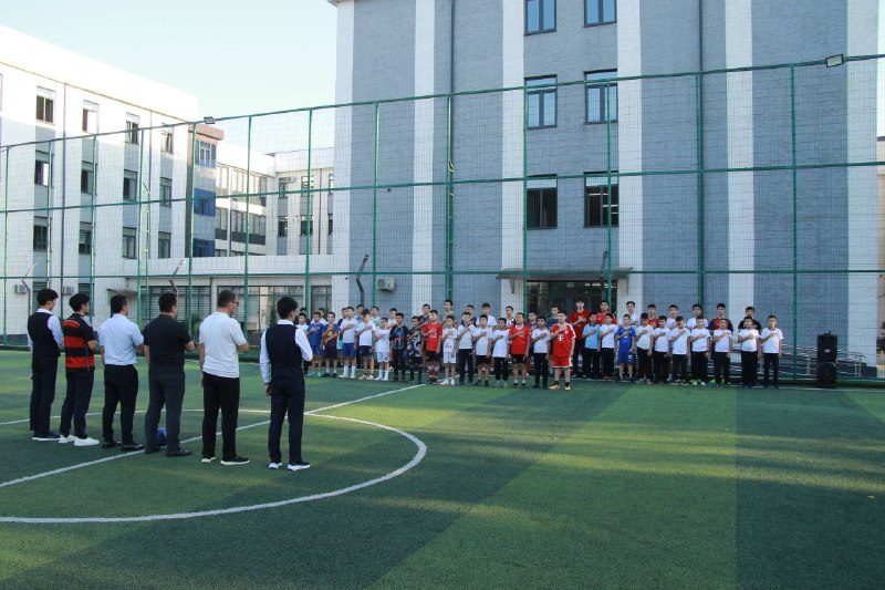 “Direktor kubogi” futbol musobaqasi
