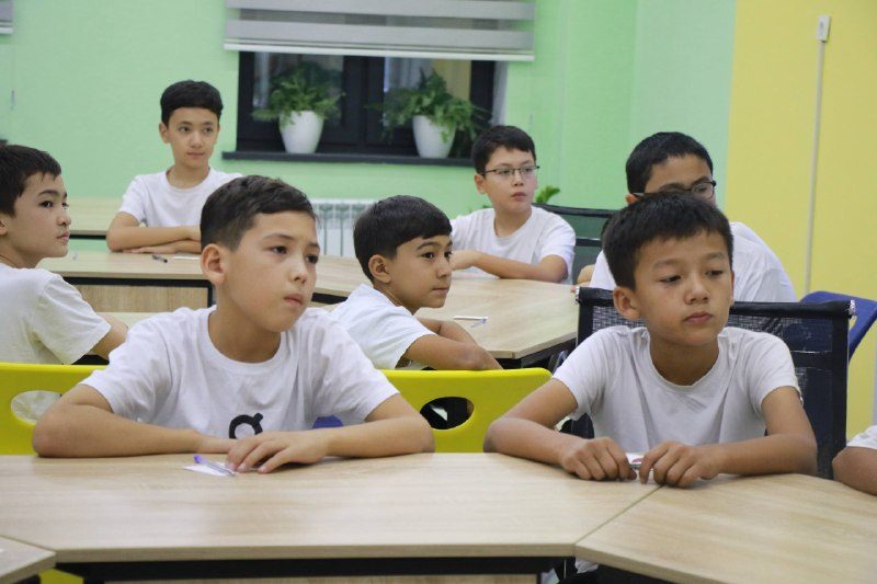 “Ustozim, sizga mehrim bo‘lakcha” davra suhbati