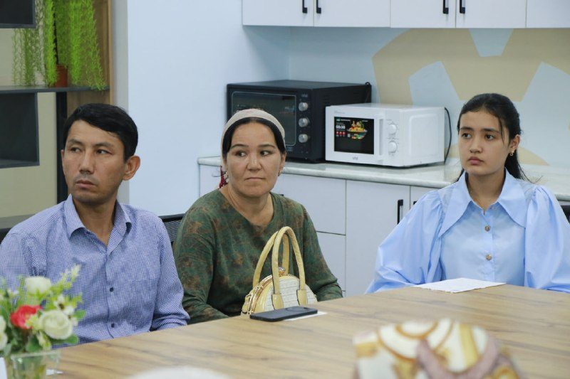 Meeting with the parents of grade 11 students